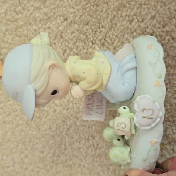 1997 NIB Precious Moments Growing in Grace Age 13 Figurine - Picture 5 of 14